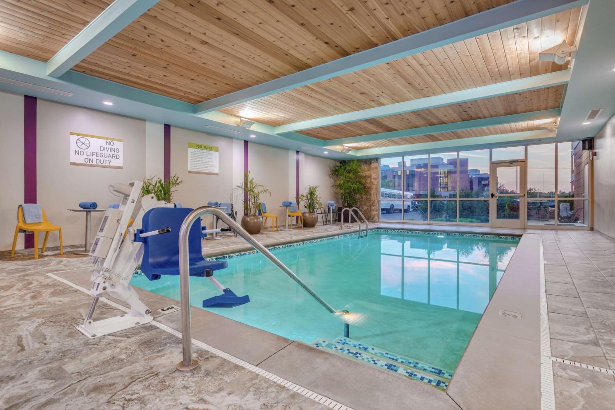 Home 2 Suites By Hilton Indianapolis Northwest מראה חיצוני תמונה